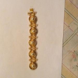 Sandi Miller Barrows Signed SMB Chunky Pearl Bracelet